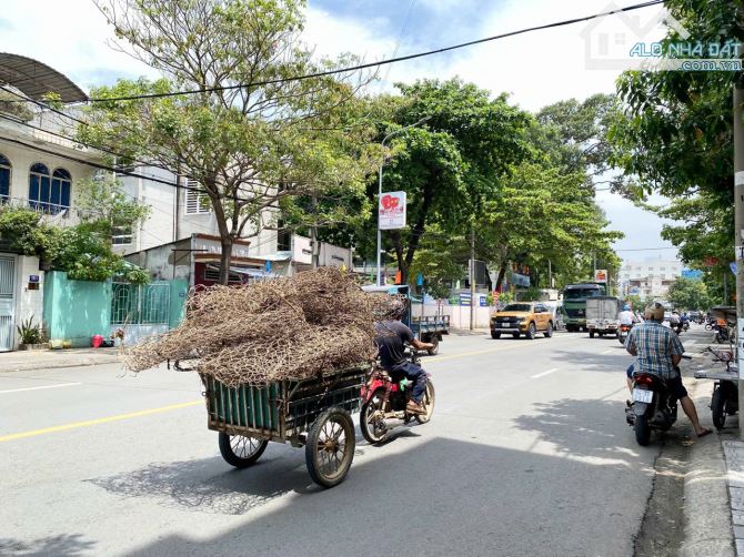 Cho thuê nhà đẹp 3 lầu mặt tiền Cách Mạng Tháng 8 gần nhà thờ Biên Hòa giá chỉ 15 triệu - 13