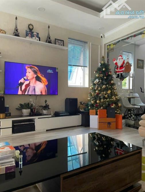 HX tải 1/ Lê Văn Sỹ p.10 Phú Nhuận  5x15m ,1 trệt 5 lầu thang máy  View 3 mặt thoáng . - 14