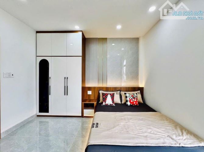 ĐỊNH CƯ CẦN BÁN CĂN NHÀ TRẦN QUANG DIỆU,PHƯỜNG 14, QUẬN 3, GIÁ:5,58TỶ/63M2 (4,5x14) - SHR - 14