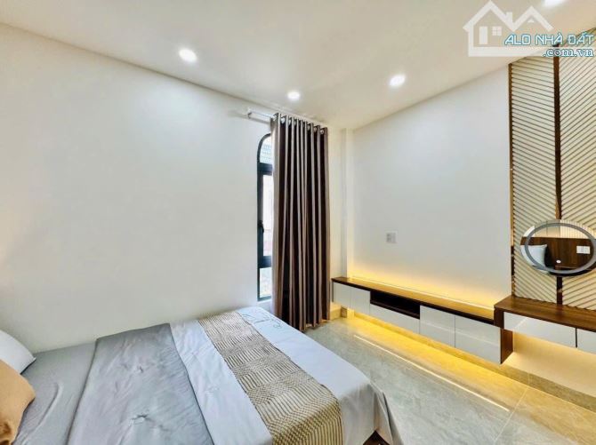 ĐỊNH CƯ CẦN BÁN CĂN NHÀ TRẦN QUANG DIỆU,PHƯỜNG 14, QUẬN 3, GIÁ:5,58TỶ/63M2 (4,5x14) - SHR - 17