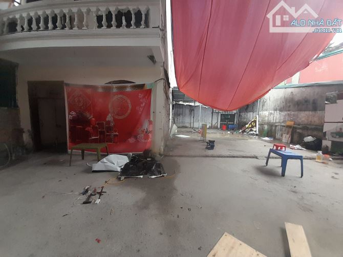 Chủ Vay Bank 50 tỷ - Bán lô đất Mặt Phố Linh Đàm 600m2, Mặt tiền 24,5m, Giá 165 Tỷ