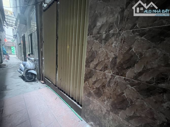 Bán nhà phố Mễ Trì Hạ, 36m2 - bãi gửi Ô TÔ - SĐCC vuông đẹp - 2