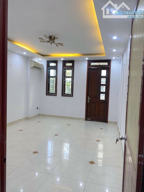 Nhà D5 4x19m Trệt.3Lầu.5P.5wc.mới sơn sữa mới.Tốt VP.KD Online - 5