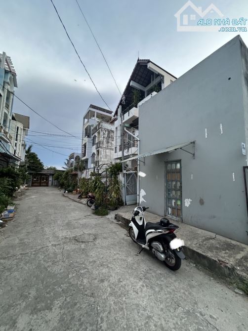 125m2 - Giá 13 tỷ - Ngang 6.2m - HXH Nguyễn Văn Linh, Tân Thuận Tây Q7 - 2