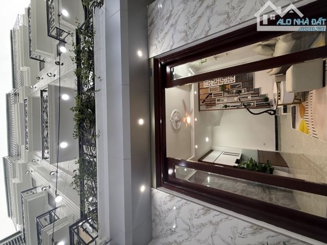 Bán nhà phân lô, ngõ ô tô đỗ đỗ cổng, hiếm đẹp, Thạch Bàn, Long Biên. Dt 36M² x 5 Tầng - 2