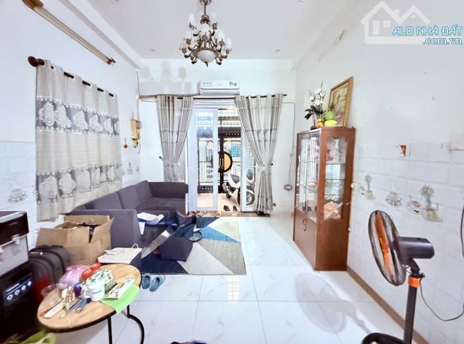 HẺM Ô TÔ cách 30m, 4 Tầng 5PN 50m2 (3.8 x 13.6), P1 Gò Vấp, giá 7ty TL - 2
