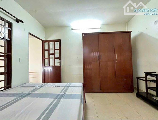 7.x tỷ - HẺM XE HƠI 5M THÔNG  - CÁCH MẠNG THÁNG TÁM –CN 60M2 – NGANG 5M - 2