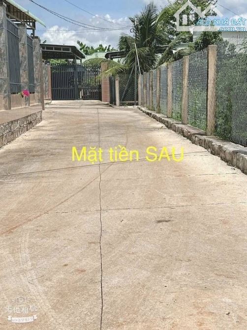 Lô đất 2 mặt tiền thị trấn đất đỉ , long đất ,BRVT giá chỉ 1ty1 - 2