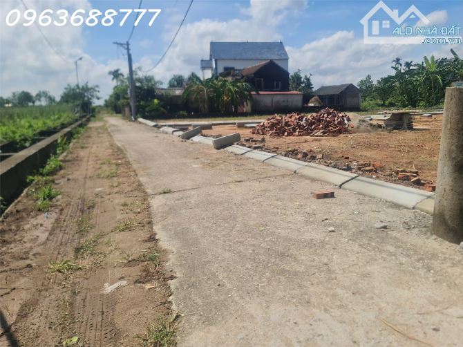 HÀNG MỚI F0 BÁN 9 LÔ HIỀN NINH SÓC SƠN LH CHÍNH CHỦ - 2