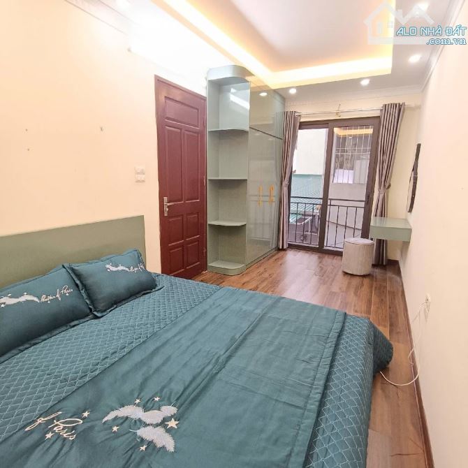 SIÊU PHẨM HIẾM – BÁN NHÀ BÁT KHỐI, LONG BIÊN – SÁT Ô TÔ TRÁNH – 35M² x 5T, CHỈ NHỈNH 5 TỶ - 2