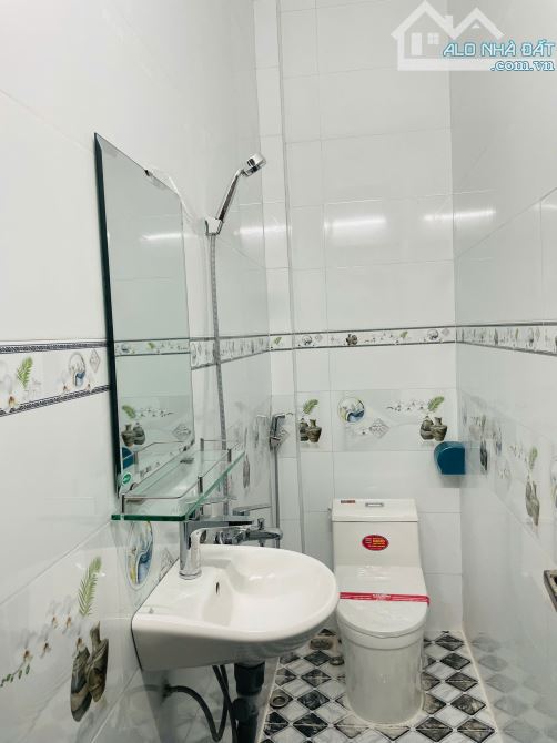 BÁN NHÀ 1 TRỆT 2 LẦU MỚI ĐẸP HẺM LÝ THƯỜNG KIỆT GẦN BIỂN BÃI TRƯỚC - 2