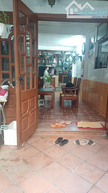 NHÀ PHỐ, PHẠM VĂN ĐỒNG, BẮC TỪ LIÊM-KD-Ô TÔ:37/40M X5T, MT 3,5M, GIÁ 7,7 TỶ. - 2