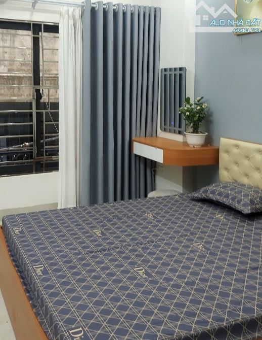 TÔ HIỆU- H ĐÔNG - NHÀ 5 TẦNG MỚI XÂY- GẦN PHỐ -Ở SƯỚNG - 2