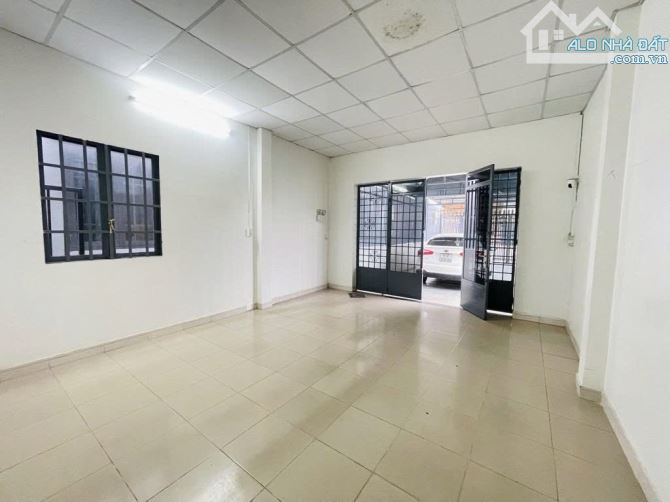 🔥 Nhà đẹp diện tích to giá rẻ 82m² - Hẻm xe hơi Hiệp Thành 13, Q12, chỉ nhỉnh 4 tỷ  🔥 - 2