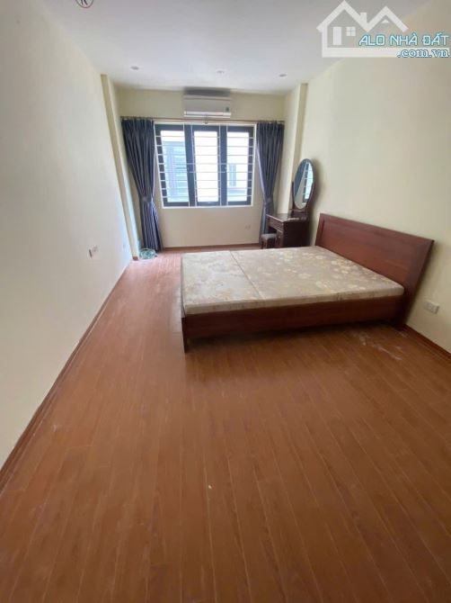 Cho thuê nhà Việt Hưng, Long Biên - Full đồ ở luôn, 3 ngủ khép kín - 2