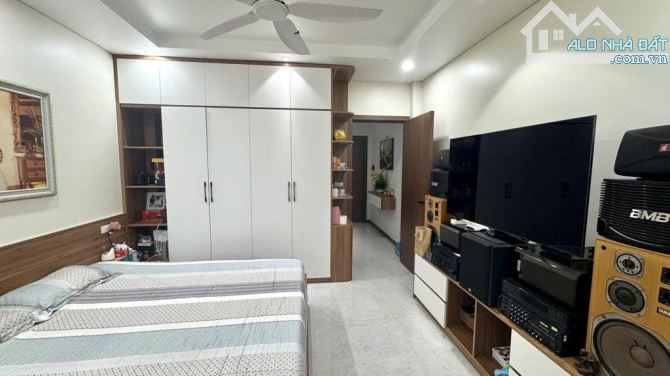 BÁN NHÀ YÊN SỞ 35M² 5 TẦNG 6.68 tỷ TẶNG TOÀN BỘ NỘI THẤT .CHÍNH CHỦ CÔ HẰNG GIÁO VIÊN VỀ H - 2