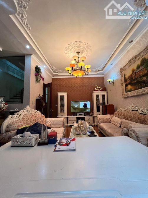 Phân lô Quân Nhân quận Cầu Giấy 67m2 MT6.4m-5Tầng Ô Tô Tránh Dừng Đỗ Ngày Đêm,Kinh Doanh - 2