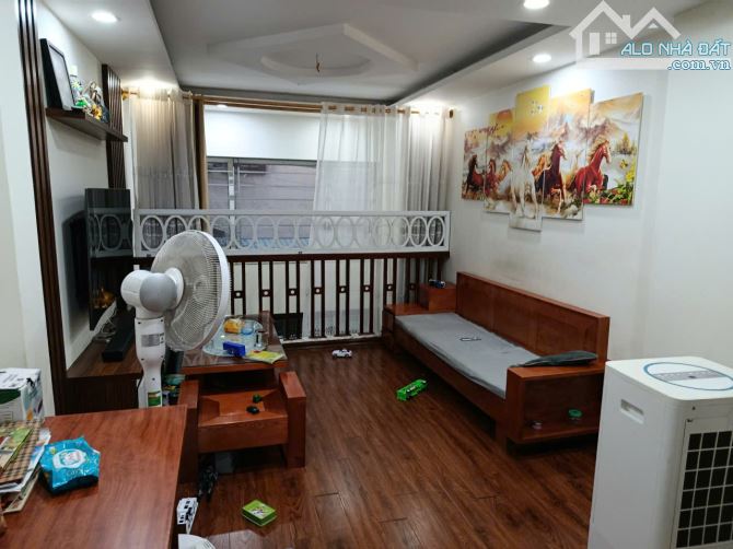 Bán nhà Mỹ Đình 35m2 5 tầng 2 mặt thoáng giá đẹp chỉ nhỉnh 7 tỷ - 2