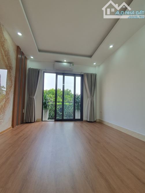 Bán nhà Bùi Huy Bích, Thịnh Liệt, 75m2 x 5 tầng, mt 5m, Kinh Doanh, Giá: 16 tỷ( ctl) - 2