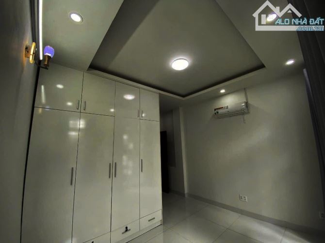 Gấp! Nhà 60m² giá 3 tỷ 350 Chu Văn An, Bình Thạnh. Hẻm ô tô 6m, xây 1 trệt 2 lầu - 2