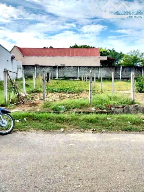 Bán Đất Tân An  5,5 x 22m = 121m² (thổ cư 66m²) - 2