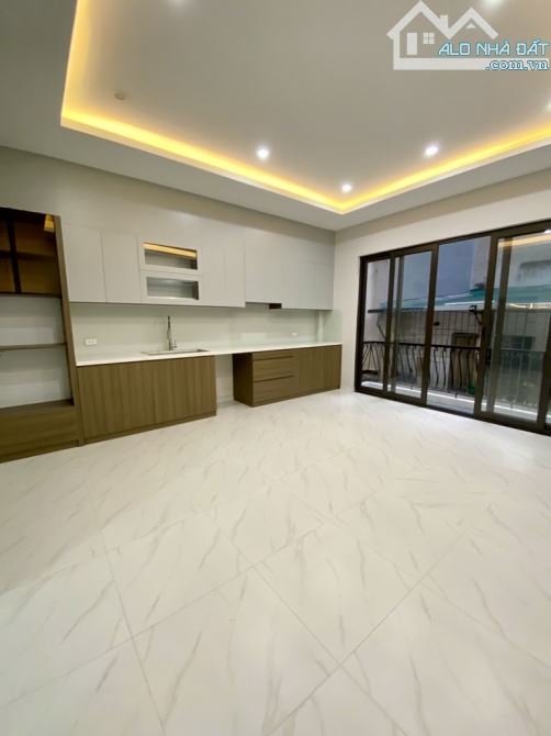NHÀ PHÂN LÔ VƯƠNG THỪA VŨ – NHÀ MỚI 6 TẦNG, THANG MÁY – ÔTÔ NGỦ TRONG NHÀ - 15M RA PHỐ - 2