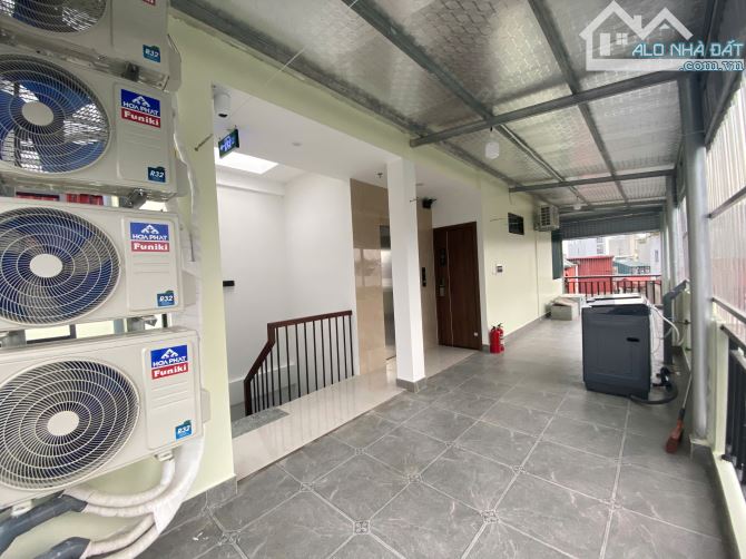 Bán Toà Nhà Dòng Tiền Phố Tô Đức Thắng.Đống Đa.DT 60M x 7T Thang Máy.16 CH,giá 23,8 tỷ - 2