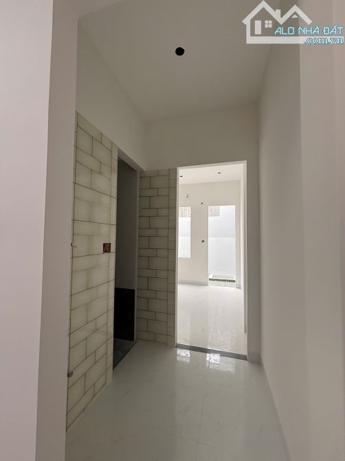 Cần bán nhà hẻm rộng, cạn Hàn mặc tử - 2