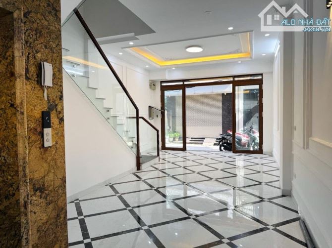 Vĩnh Quỳnh - Đại Thanh 100m x 6 tầng, mặt tiền 4.5m, giá 11.2 tỷ thương lượng - 2