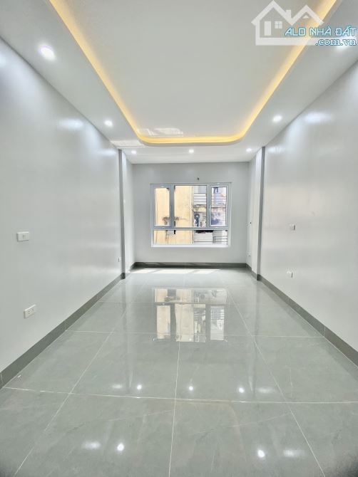Nhà Mới Hồ tùng Mậu-5 tầng sẵn ở luôn,30m ra oto,cạnh đại học thương mại,đầu tư dòng tiền - 2