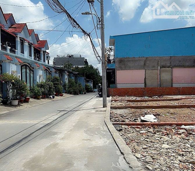 Đất ở Nguyễn Duy Trinh Q9 giá rẻ 52m2 SHR đường ô tô tránh nhau - 2