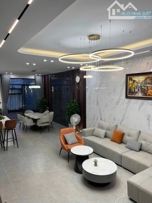 CHỦ ĐỊNH CƯ NƯỚC NGOÀI CẦN BÁN NHÀ ẤP 2 - BÌNH CHÁNH - 1 TỶ 250 - SỔ HỒNG RIÊNG - 2