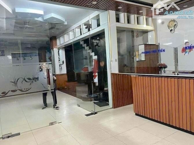 Nhà MT Nơ Trang Long 6x16m Trệt.3L.5P.5wc.nở hậu 6.3.KD Đa Ngành - 2