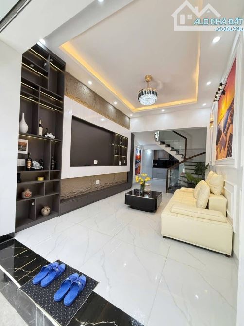 Bán nhà  Chợ Hàng , Dư Hàng Kênh , Lê Chân . 2,65 tỷ , 4 tầng , 34m. - 2