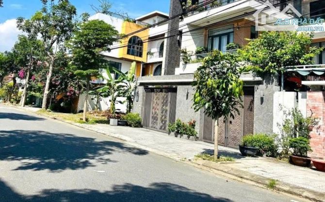 VIEW SÔNG! BÁN DINH THỰ LÔ GÓC 4 TẦNG 858M2 – 149,99 TỶ - MT MỸ ĐA TÂY 3 - Q. NGŨ HÀNH SƠN - 2