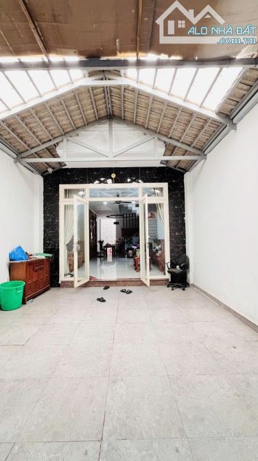 BÁN NHÀ NGUYỄN ẢNH THỦ Q12 - 3 TẦNG 140M2 ( 4.7M X 30M) - ĐƯỜNG 8M - 6.5 TỶ - 2