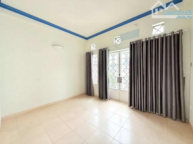 Nhà mới thị trấn Nhà Bè 48m2 nở hậu giá chỉ 4.79 tỷ - 2