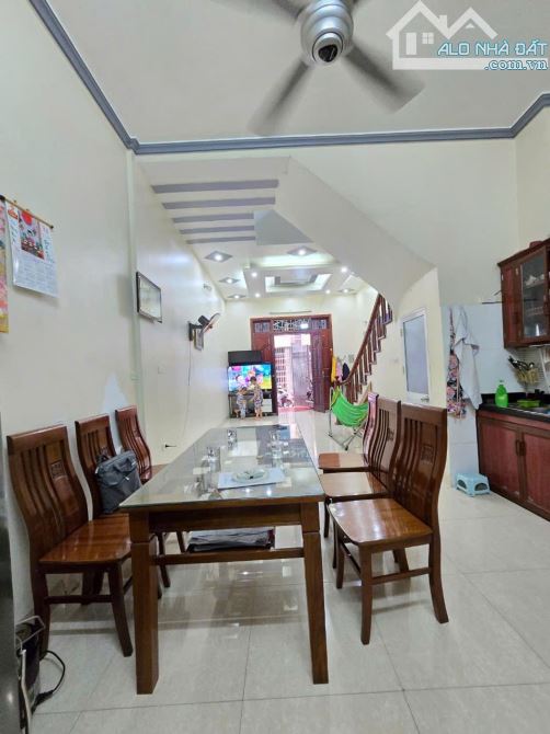 Bán nhà đường Ngọc Hồi gần Bến xe Nước Ngầm diện tích 55m2, 5T, Ô tô - 2