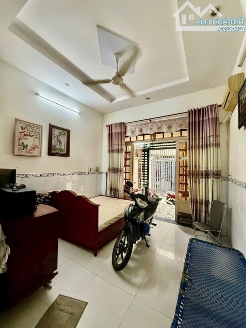 Gấp bán nhà HXH, 48/... Nguyễn Văn Khối, F11, Gò Vấp, 44m2, 3 lầu, 3PN, 3WC, nhỉnh 5 tỷ - 2