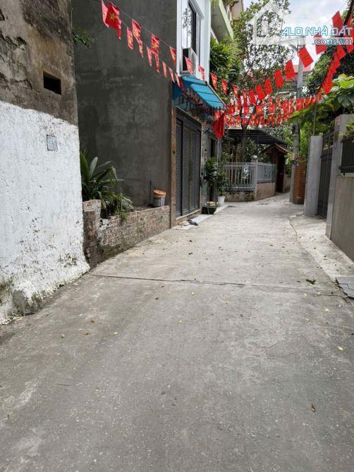 Đất Long Biên 36m2 Thông Số Vàng - Ô Tô Ra Vào – 5.05 tỷ - 2