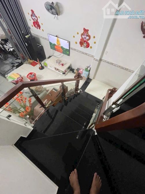 Bán nhà 3 lầu Huỳnh Tấn Phát, Thị Trấn Nhà Bè, Dt 4 x14m. Giá 4,7 tỷ - 2
