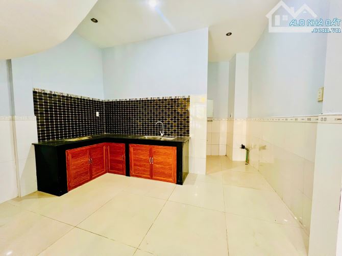 Bán nhà 1 trệt 1 lầu 62m2 MTKD An Bình TP Biên Hòa có 2 tỷ 750tr - 2