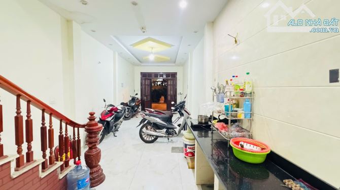 Bán nhà Liền kề Khương Hạ 34m2x6 tầng, 2 thoáng vĩnh viễn, sân rộng, sổ hoa hậu - 2