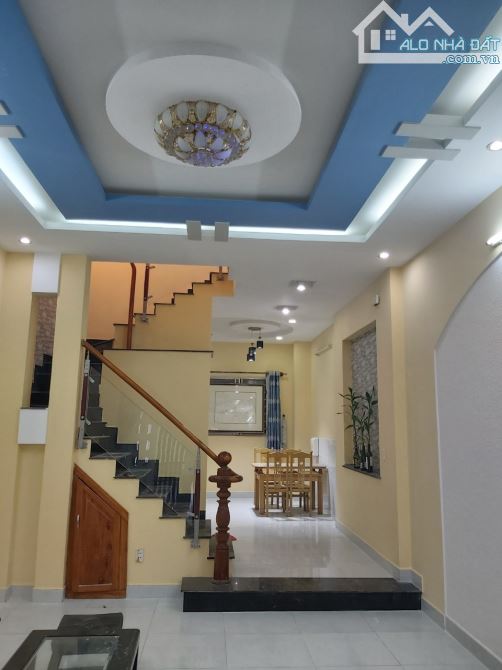 Bán nhà mặt tiền hẻm 7m Đào Tông Nguyên,Thị trấn Nhà Bè, Dt 4 x13m, 1 lầu. Giá 4,85 tỷ - 2