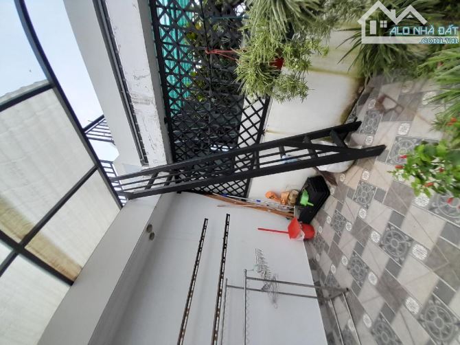 NHÀ ĐẸP - HẺM XE HƠI – KHU AN NINH - DÂN TRÍ CAO - SÁT MẶT TIỀN - 82M2 - 11.2 TỶ - 2
