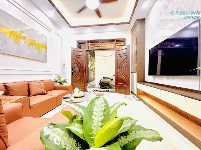 Nhà  Gốc Đề, Đền Lừ mới đẹp 4pn ở luôn 40m2 giá 7.6 tỷ - 2