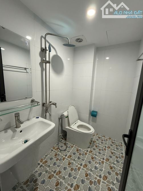 SIÊU PHẨM, LAI XÁ 5 TẦNG  45m² NGÕ OTO NHỈNH 7 TỶ - 2