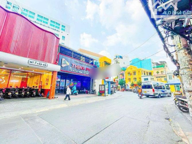 CHO THUÊ NGUYÊN CĂN (3 TẦNG 8m X 26m) MẶT TIỀN LÊ LỢI, NGAY KHU ĐHCN 4 - 2