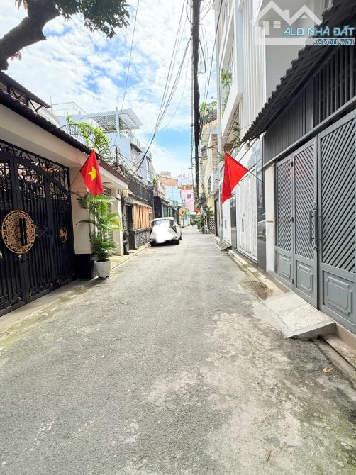 Bán nhà Tân Bình - ô tô tránh - kinh doanh - 3 tầng - 2