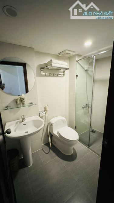 Bán khách sạn mặt phố Gia Ngư, 120m2, 7 tầng thang máy, tổng 16 phòng, 89.5 tỷ - 2